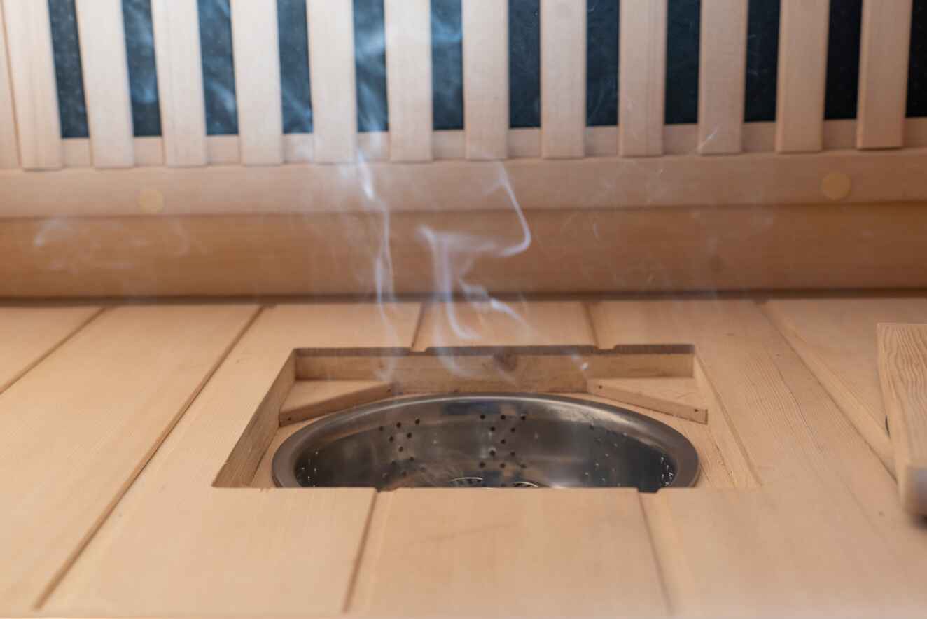 Глобален тренд Кинеските сауни за моксибусција одат низ целиот свет Скриеното движење под перници